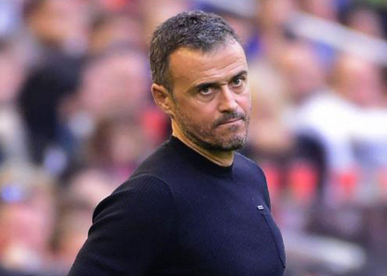 法甲第12轮：巴黎绝杀里昂，恩里克盛赞球队精神