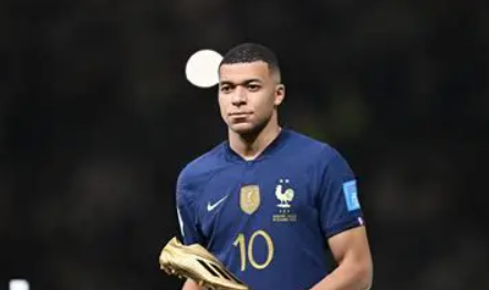 法国队世预赛晋级后：德尚畅谈晋级感受、世界杯展望与球队