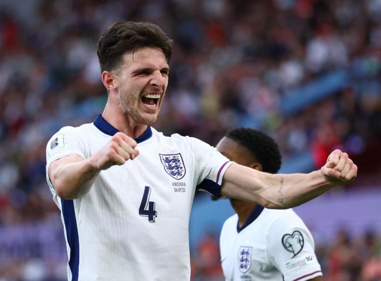 赖斯获名宿盛赞，阿森纳夺冠征程迎关键助力